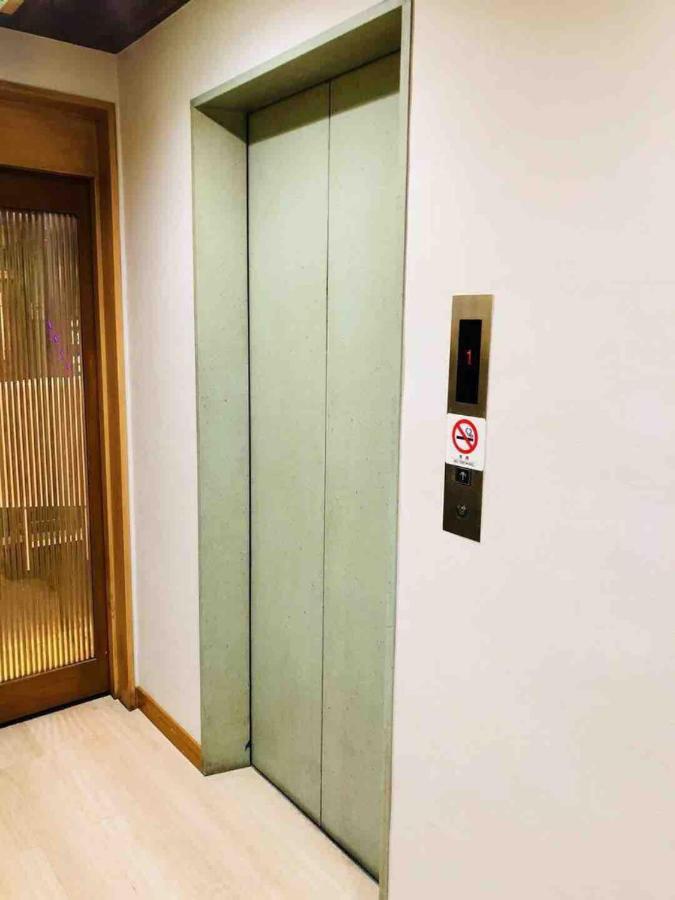 Touka House 4f Apartment *